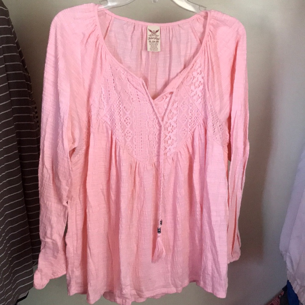 Dressy long sleeve pink shirt